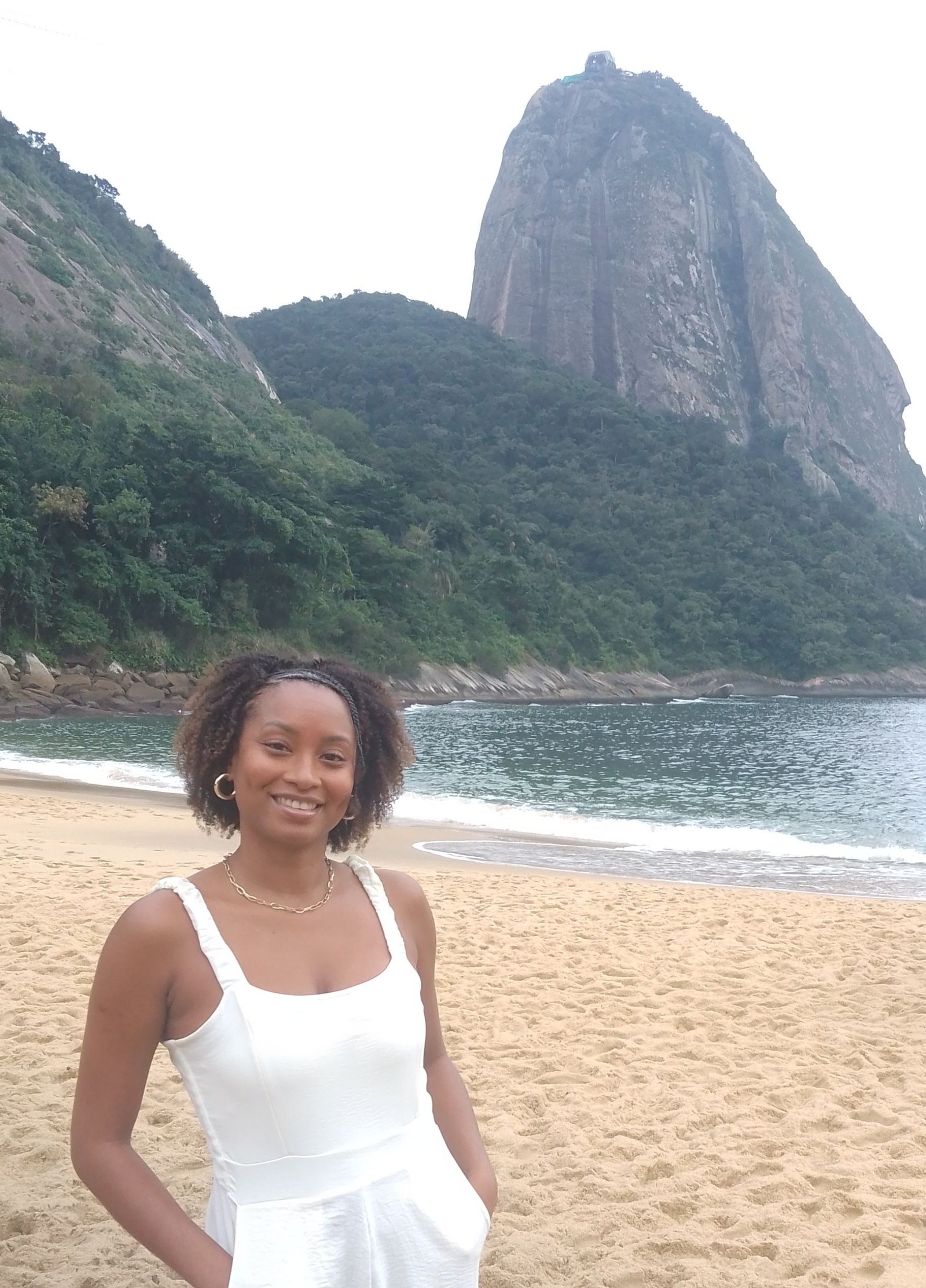 THAIS SANT ANA RODRIGUES, cuidador de idosos no Rio de Janeiro